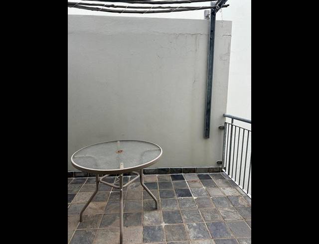 1 BEDROOM TOWNHOUSE FOR SALE IN HOUGHTON